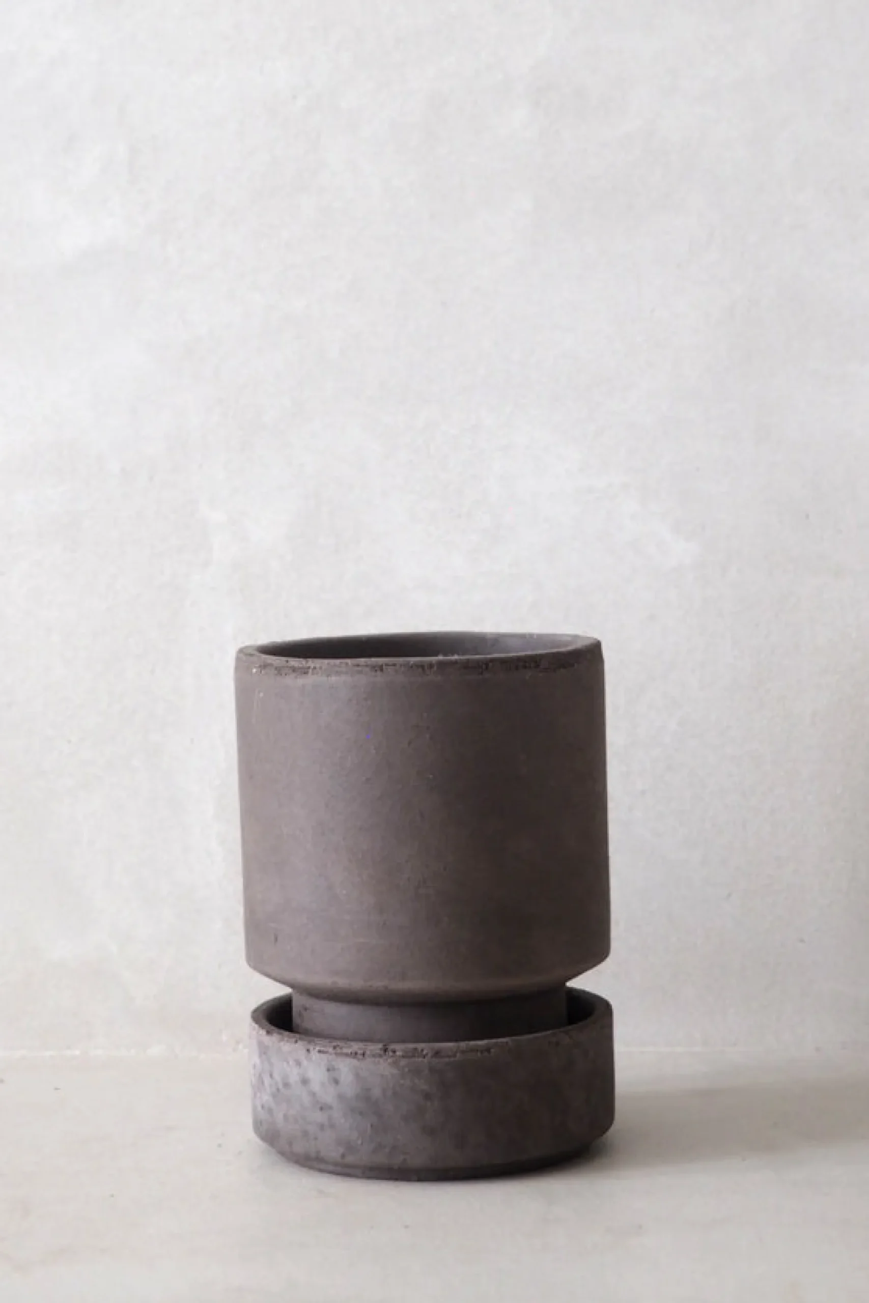 Terrakotta-Krukker|Hoff Krukke Serien^PLANT Hoff krukke, raw grey + raw grey underskål